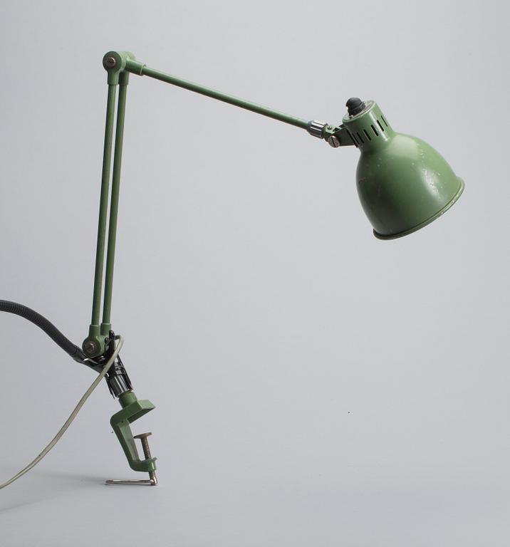 INDUSTRILAMPA, Kumewa CH-5610 Wohlen Switserland industrial lamp Typ A. 1900-talets mitt.