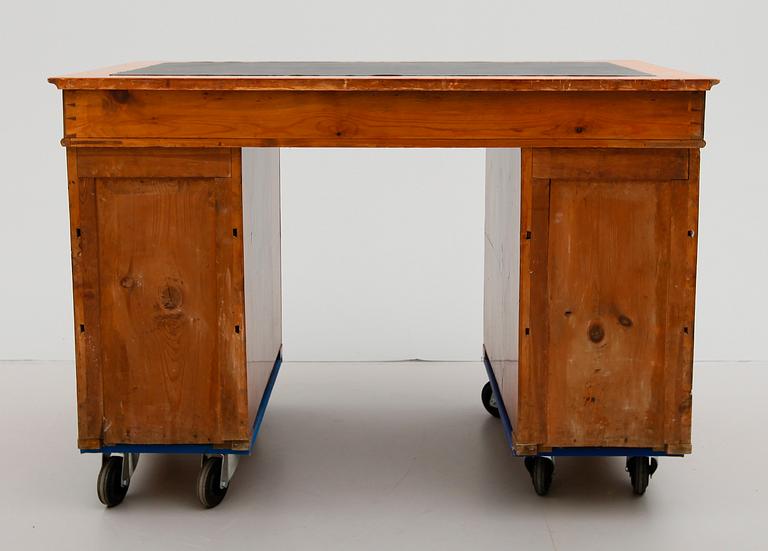 HURTSSKRIVBORD, 1800-talets mitt.