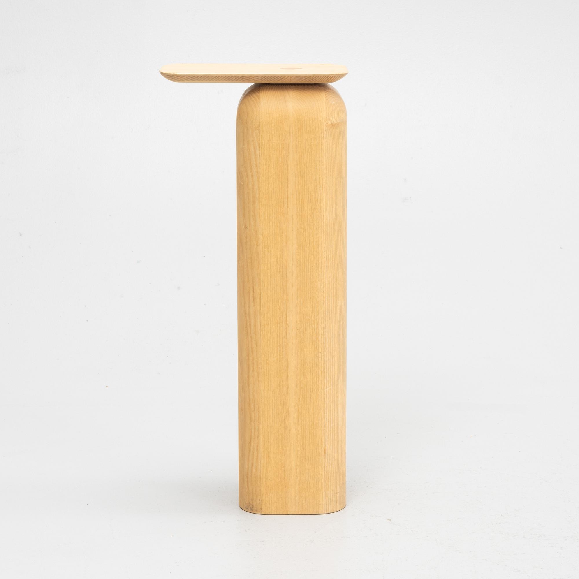 Alfredo Häberli, bord, "April", Nikari, Finland.