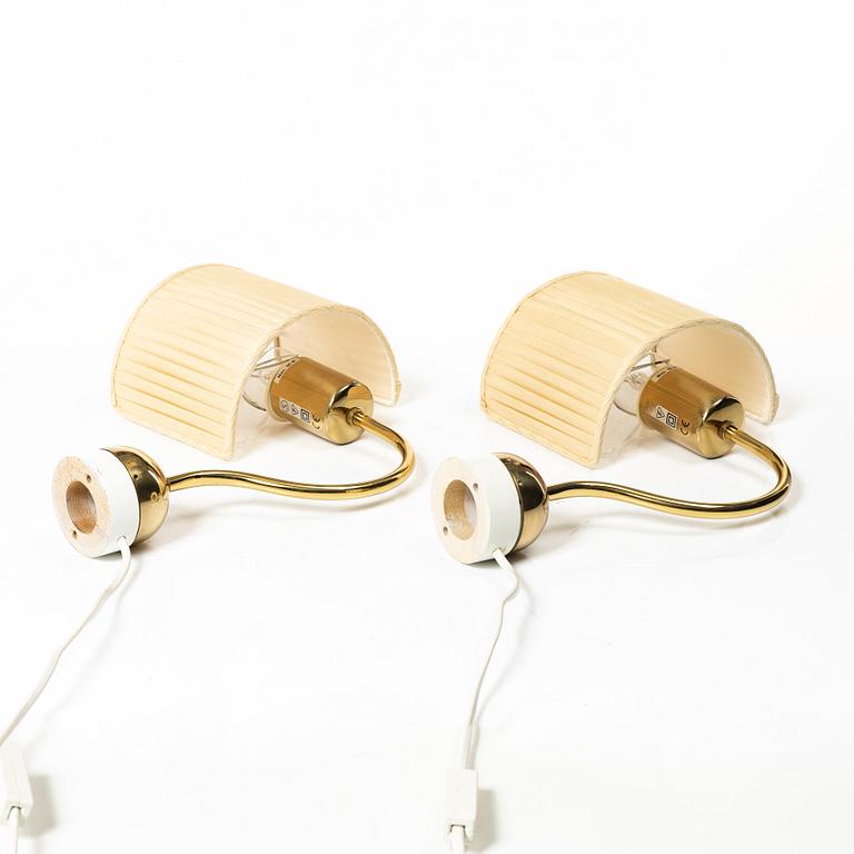 Josef Frank, vägglampor, ett par, modell 2334, Firma Svenskt Tenn.