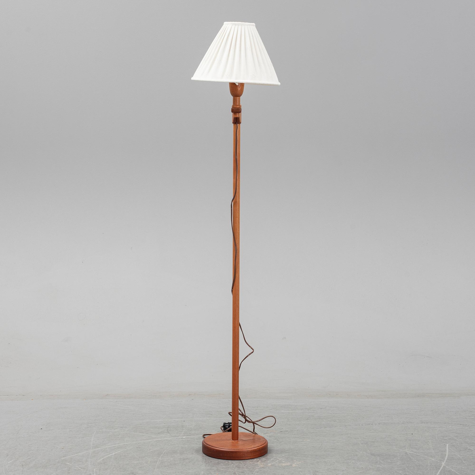CARL MALMSTEN, golvlampa, "Staken".