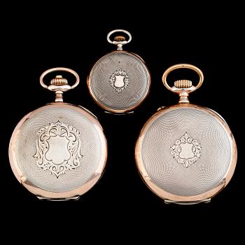 FICKUR, 3 st, silver, två märkta Longines, 1900-talets första hälft.