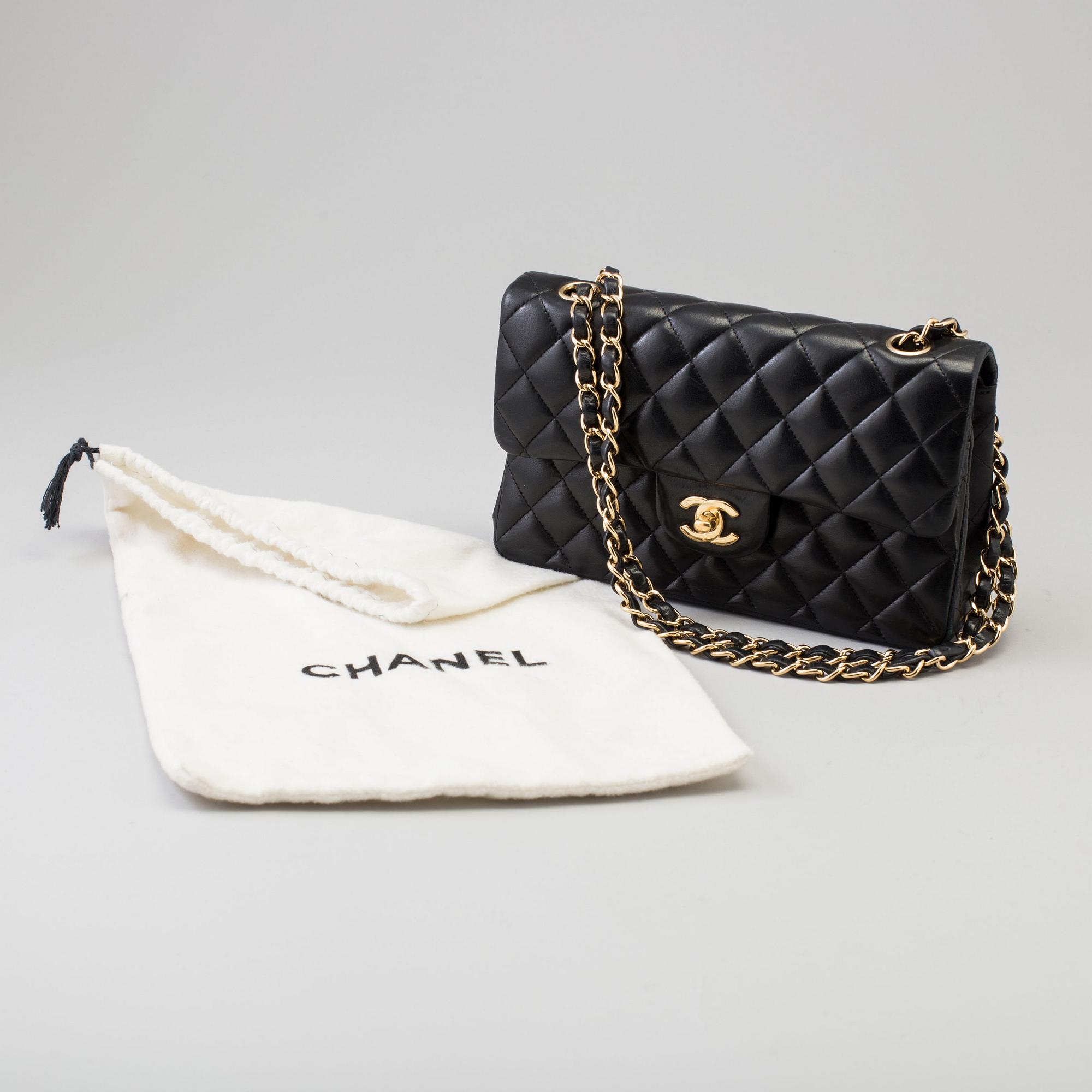 Black Double flap handbag by Chanel, 2005-2006.
