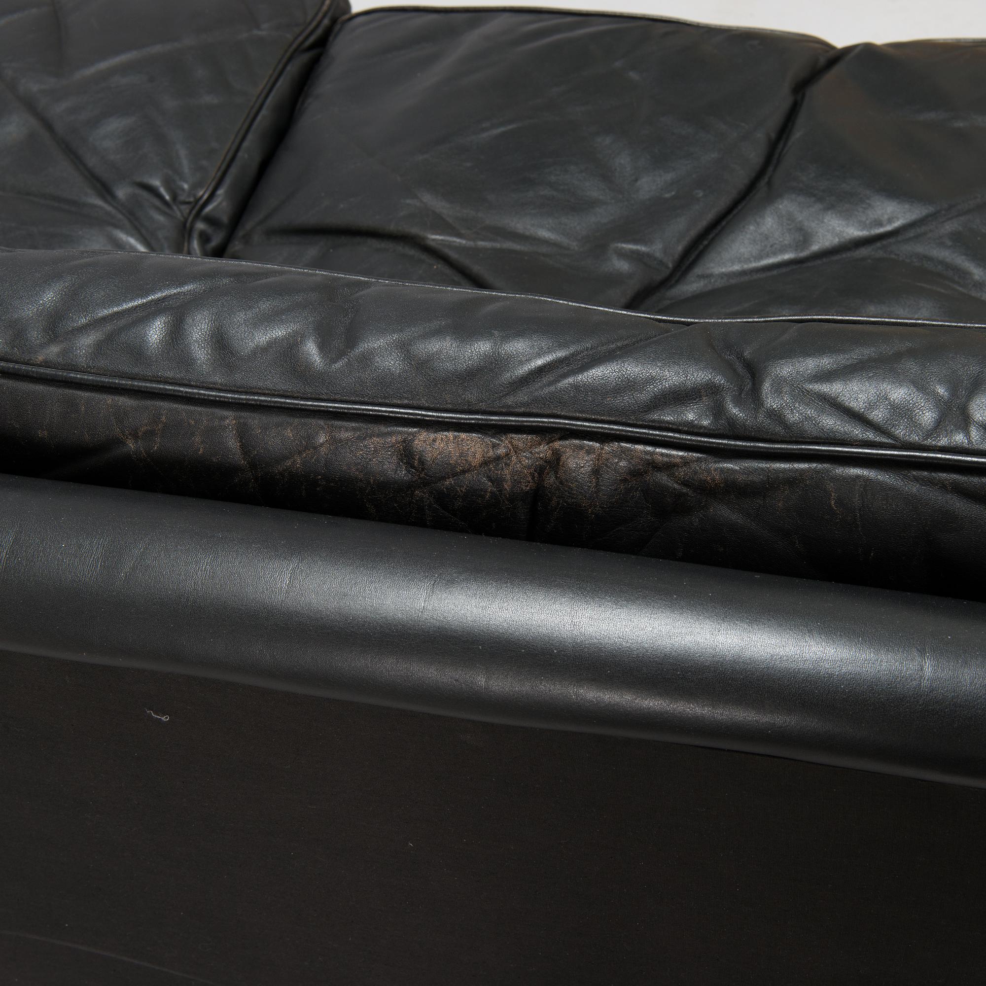 Ben af Schultén, a 1970's  B590, 'Big Ben' sofa for Artek.