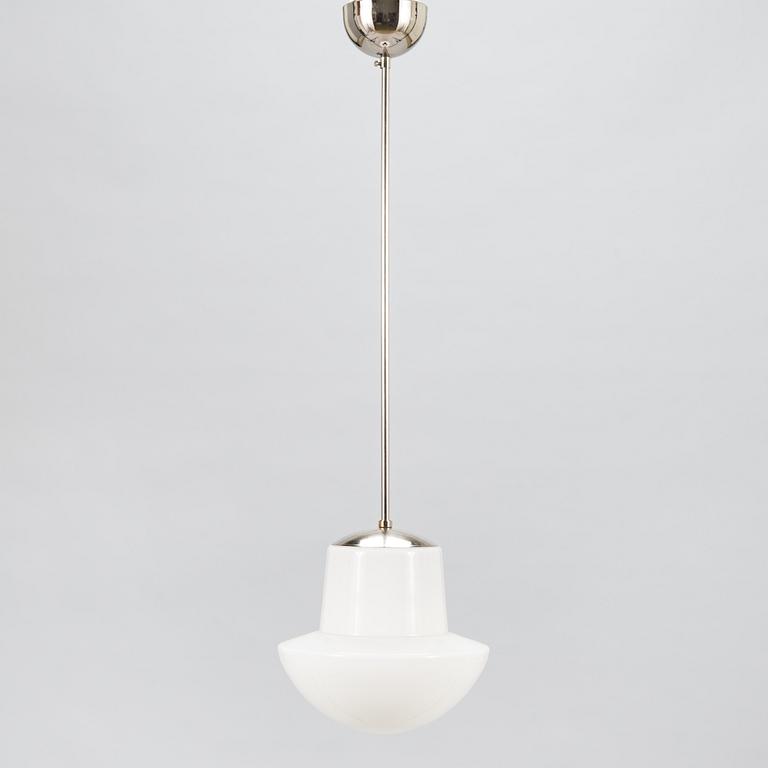 Paavo Tynell, taklampa, modell 1602/1673, Idman 1900-talets mitt.