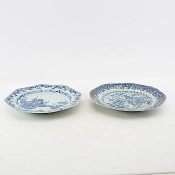 A group of 10 odd blue and white dinner plates, Qing dynasty, 18th/19th century.
