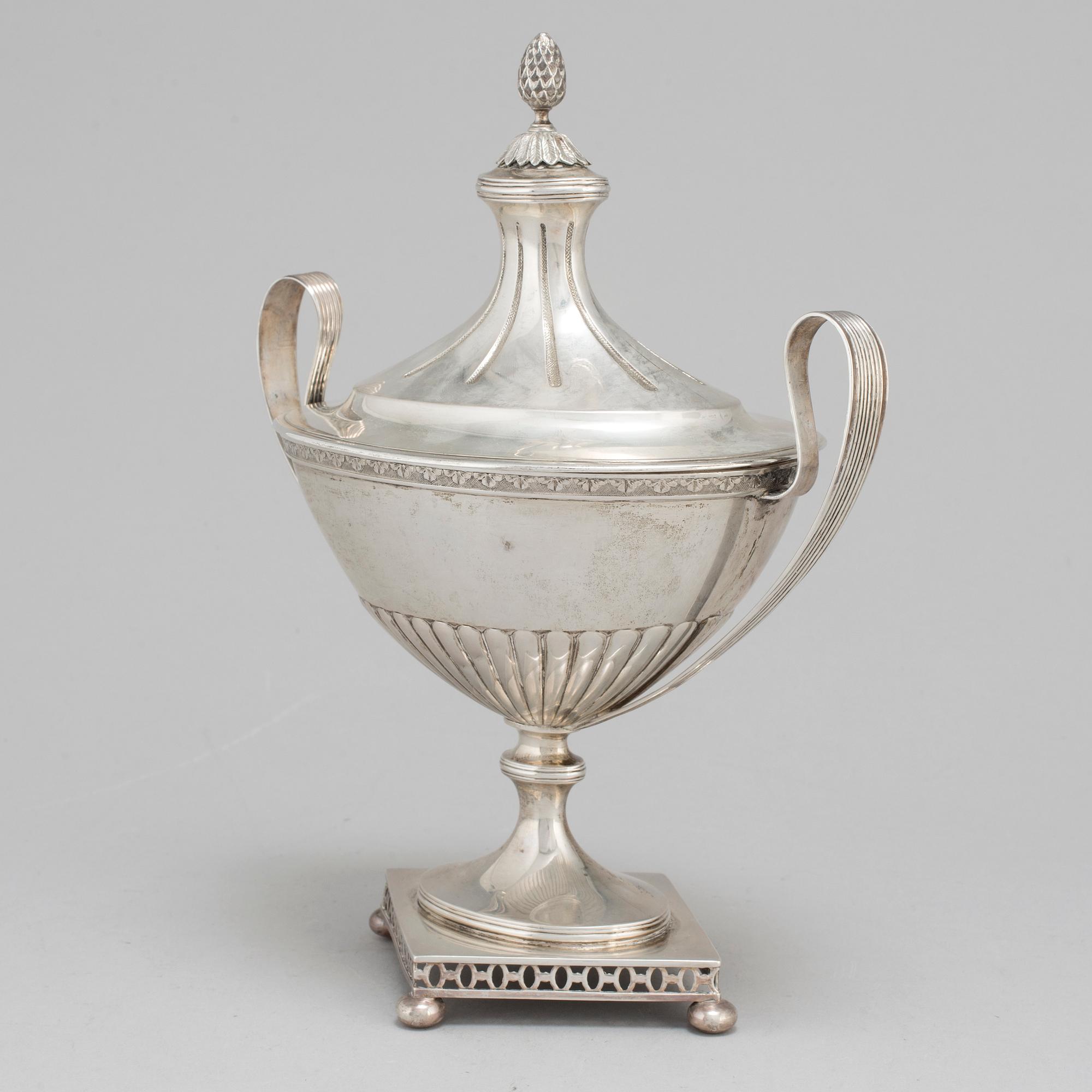 SOCKERSKÅL, silver, sengustaviansk stil, Stockholm, 1902.