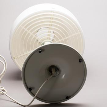 BORDSLAMPA, "Knubbling". Anders Pehrson, Ateljé Lyktan Åhus. 1900-talets andra hälft.