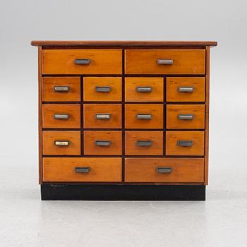 A chest of drawers, first half of the 20th Century.
