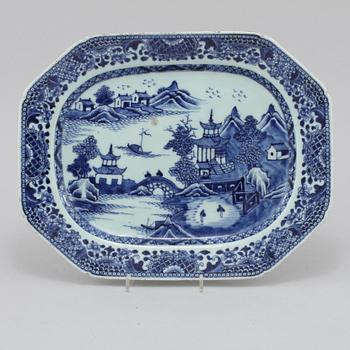 STEKFAT, porslin, Kina, 1700-tal.