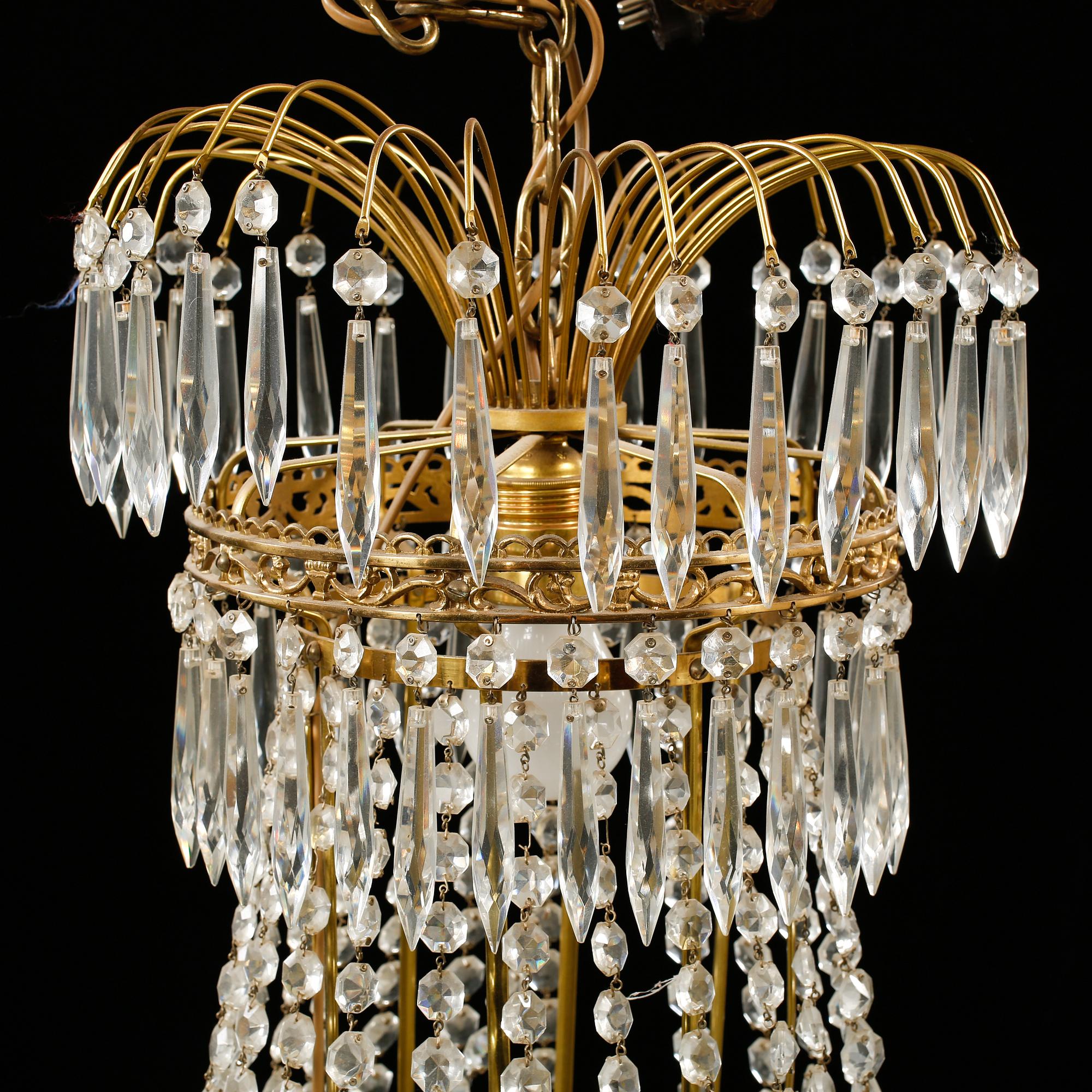 LJUSKRONA, empirstil, omkring 1900-talets mitt, höjd ca 80 cm.