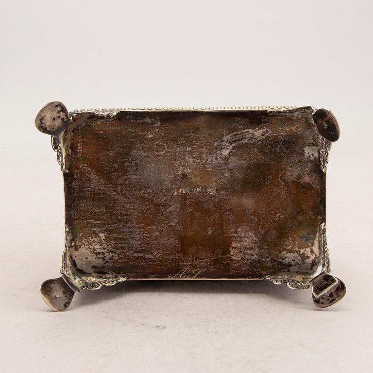 A 19th century probably German silver sugar bowl, weight 378 gr.