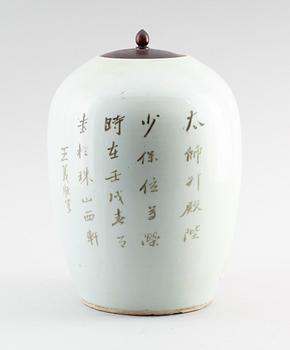 LOCKURNA, porslin, Kina, 1800-tal.