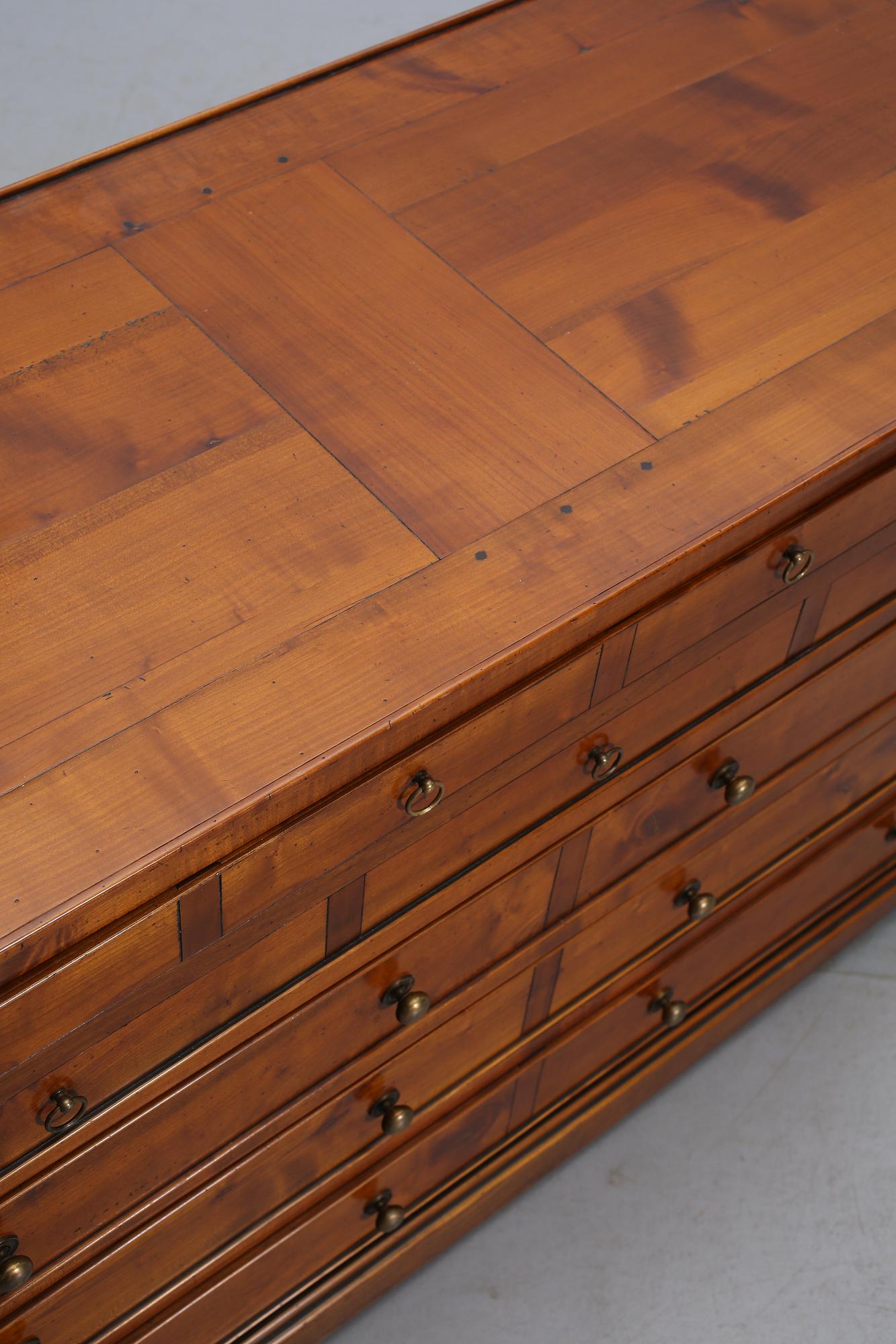 BYRÅ, Engelsk stil, sent 1900-tal.