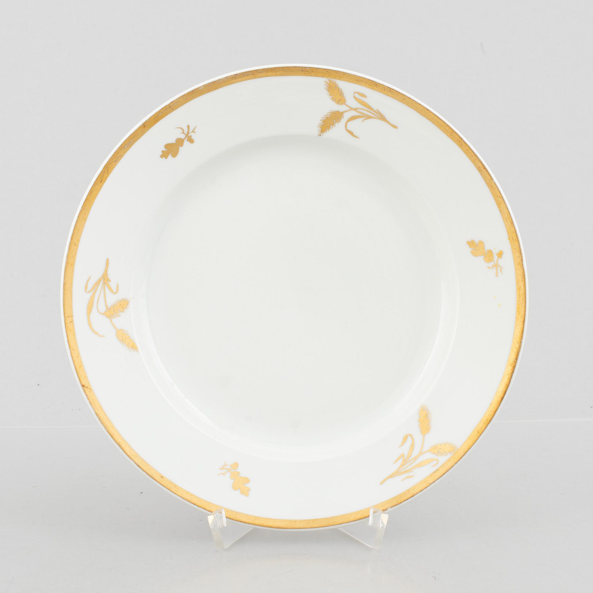A set of eleven German porcelain plates, Fürstenberg, 19th century.