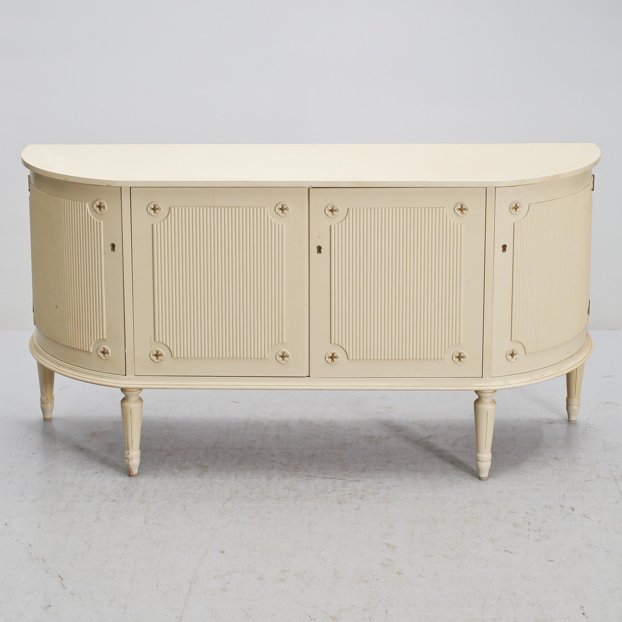 SIDEBOARD, Gustaviansk stil, 1900-talets andra hälft.