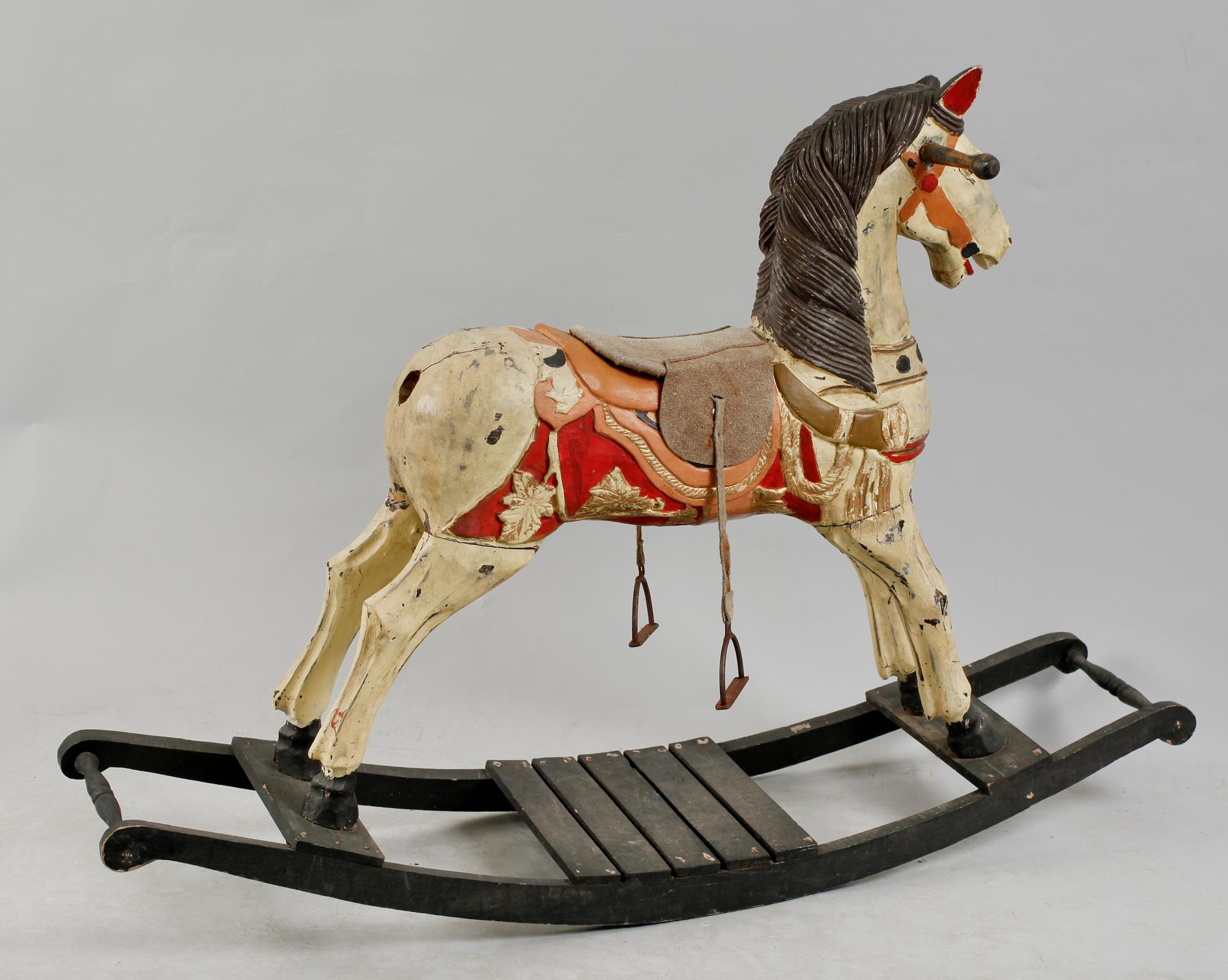 GUNGHÄST, målat trä, 1900-talets första hälft.