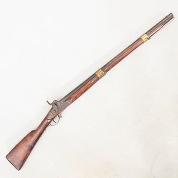 A Swedish shortened 1815-45 pattern percussion gun.