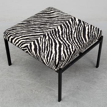 A 'Kiki' bench by Ilmari Tapiovaraa for Artek, designed 1960.