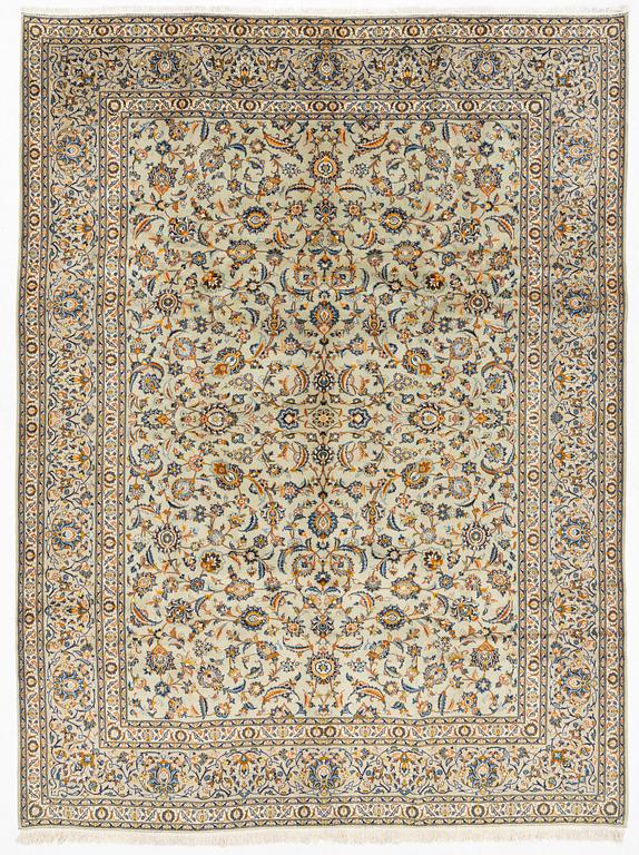 Matta, Keshan, ca 407 x 303 cm.