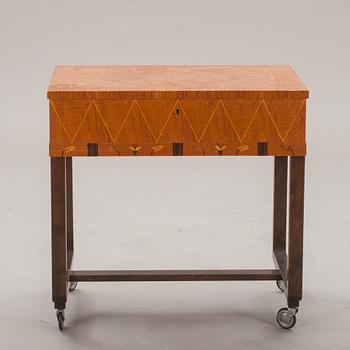 SCHATULL, 1900-talets mitt.