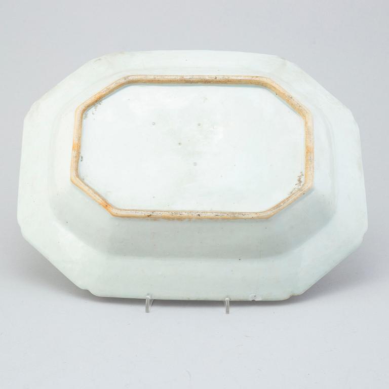 A famille rose tureen stand, Qing dynasty, Qianlong (1736-95).