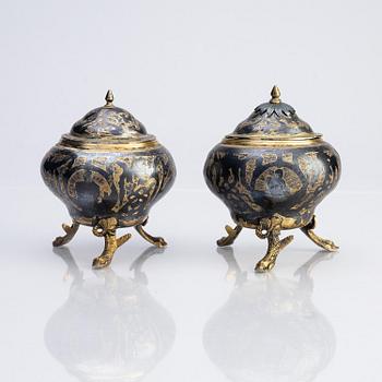 A pair of Russian silver-gilt salt-cellars with lid, assay master Andrej Titow, Moscow 1797.