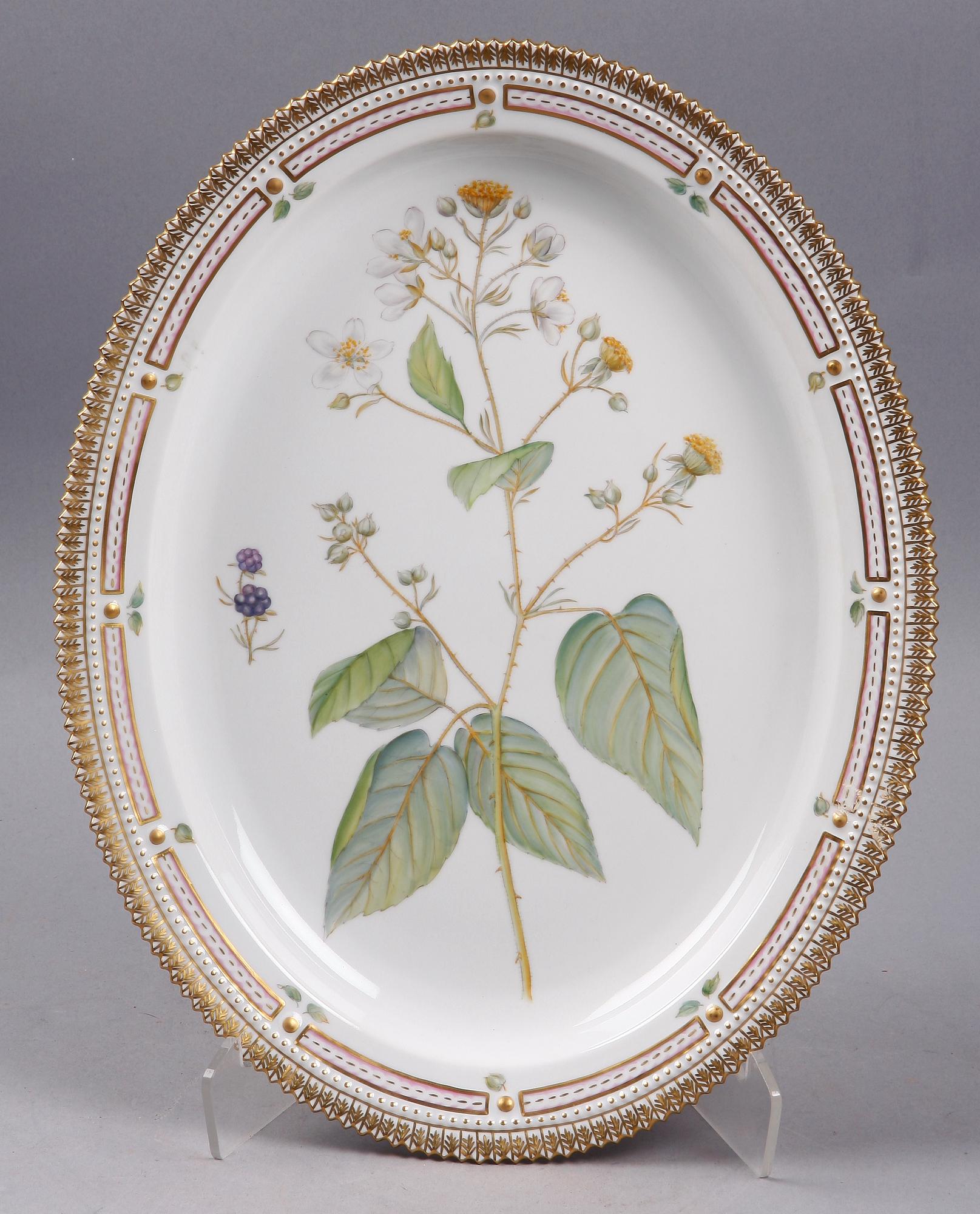 FAT, porslin, "Flora Danica", Royal Copenhagen.