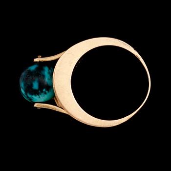 RING, 18 k guld och turkos, svenska stämplar Stefan, 1963. Total vikt ca 12 g.