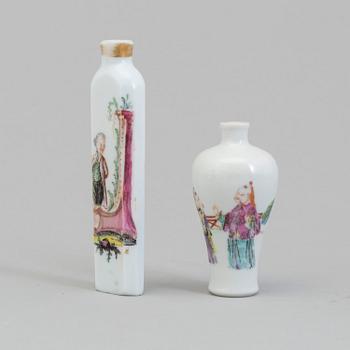 A probably french glass bottle, ca 1800 and a porcelain vase, China, ca 1900.
