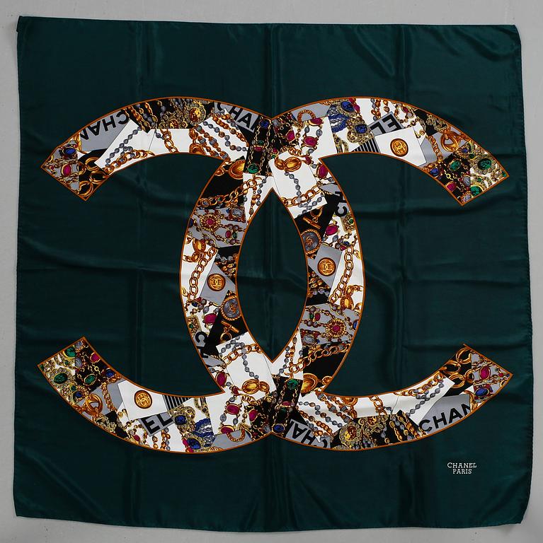 SCARF, Chanel.