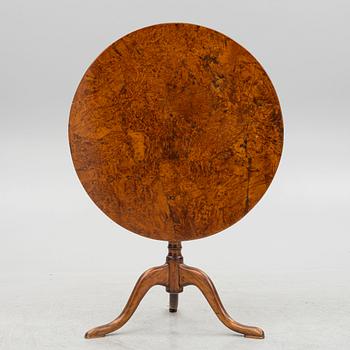 A tilt-top table, Sweden, around 1800.