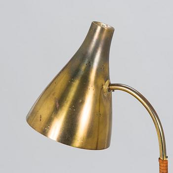 Paavo Tynell, golvlampa, modell 9607 Taito 1900-talets mitt.