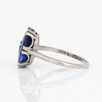 RING, platina med folierad sannolikt glas samt briljantslipad diamant, ca 0,15 ct, CG Hallbergs, Stockholm, 1935.
