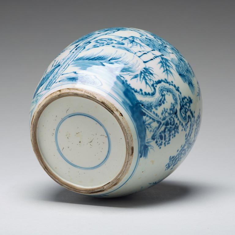 A blue and white jar, Qing dynasty, Qianlong (1736-95).