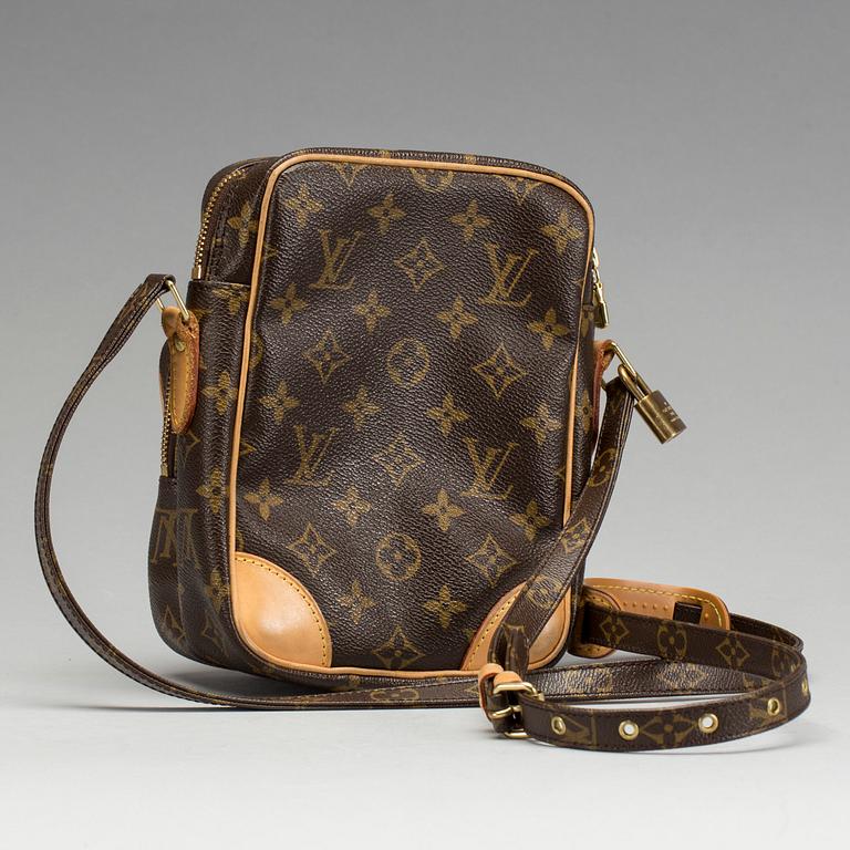 VÄSKA, Louis Vuitton.