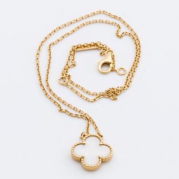 van CLEEF & ARPELS HALSBAND 18K guld m pärlemor "Alhambra" collection, original etui och certifikat.