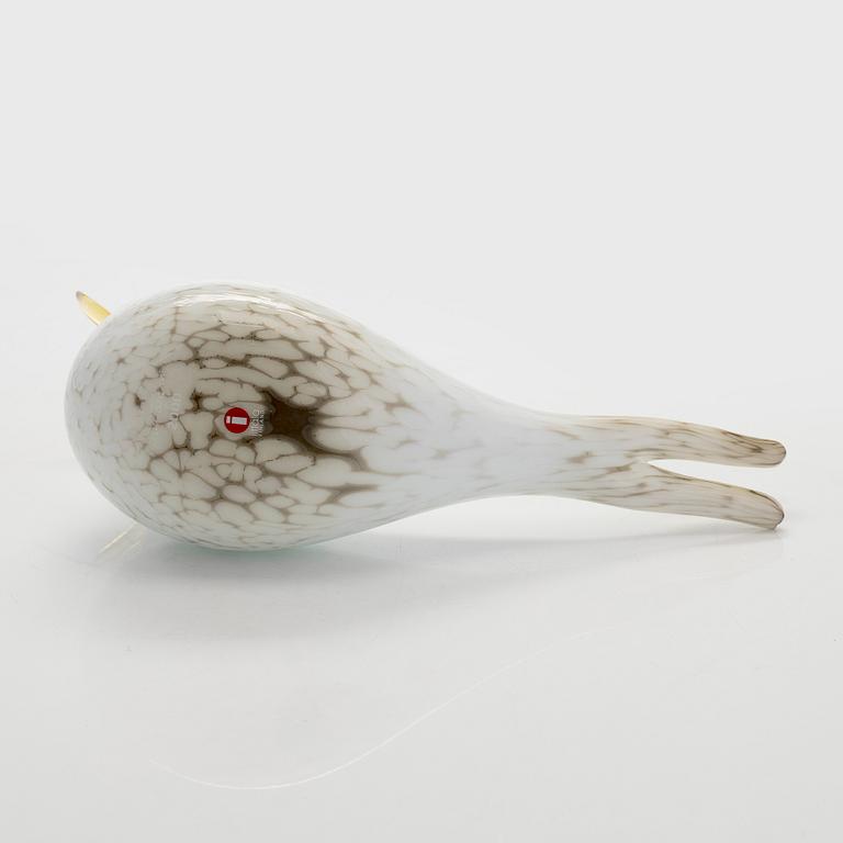 Oiva Toikka, an annual glass bird 'Arctic tern', signed O. Toikka Nuutajärvi 2000.