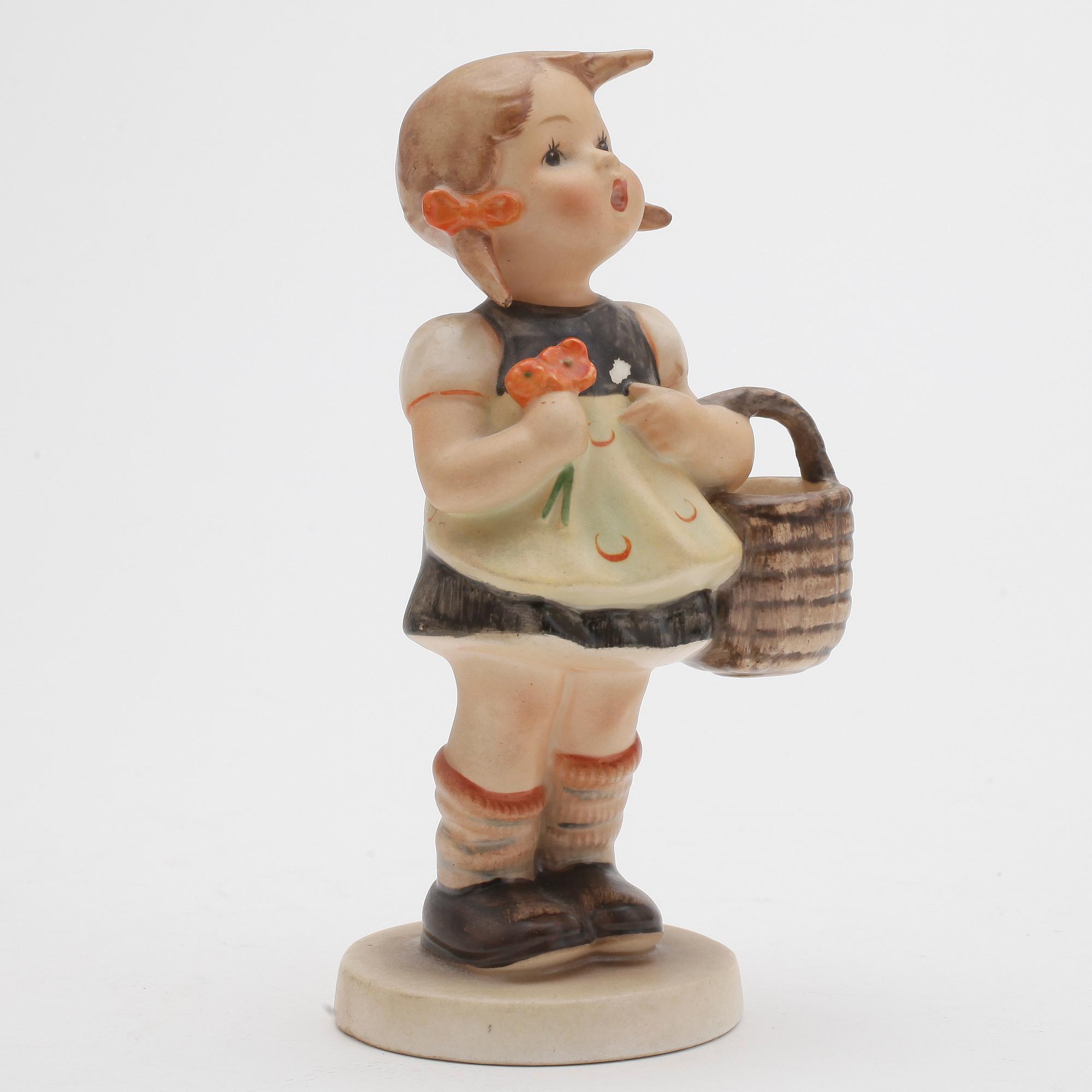 FIGURINER, 5 st, porslin, MJ Hummel, Goebel, 1900-tal.