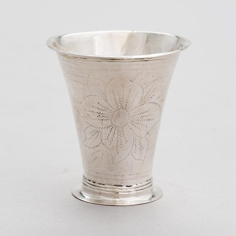 A Finnish 18th-century silver beaker, maker's mark of Jonas Langberg, Pori 1765.