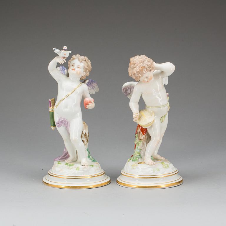 FIGURINER, porslin, ett par. Meissen.