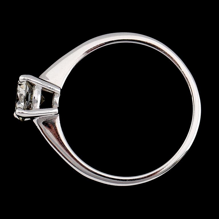 RING, 18 k vitguld, solitär briljantslipad diamant 1.01 ct.