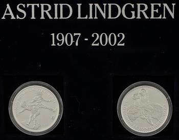 MYNT, 14 st, silver, "Bevara Astrid Lindgrens barnvärld", 1900/2000-tal. Tot vikt 370 gr.