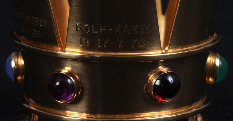 BRUDKRONA, 18K guld samt ädelstenar, 1961. Tot vikt 91 gram.