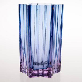 TAPIO WIRKKALA, A blue and lilac coloured glass vase signed Tapio Wirkkala, 3513.