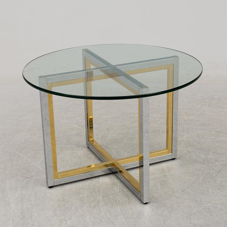 A SOFA TABLE, second half of the 20th century.