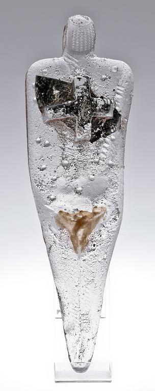 SKULPTUR, sandgjutet glas, "Idol", Bertil Vallien, Kosta Boda 1998.