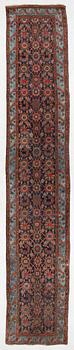 Carpet, runner, Hamadan, approx. 490 x 90 cm.