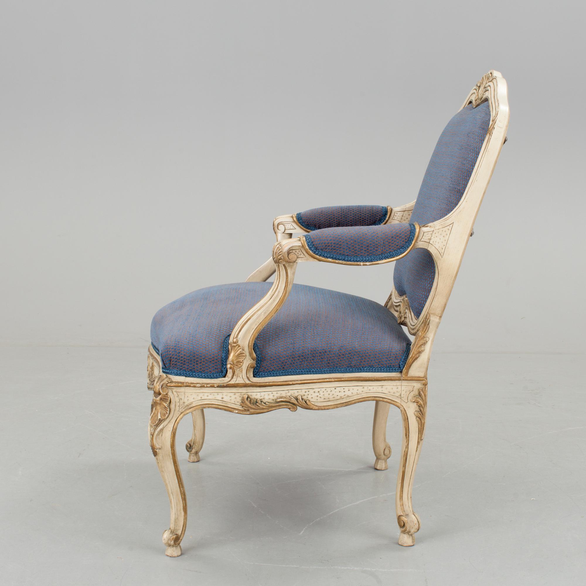 KARMSTOL, sekelskiftet 1900. Rokokostil.