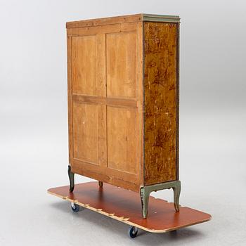Wardrobe, first half of the 20th century.